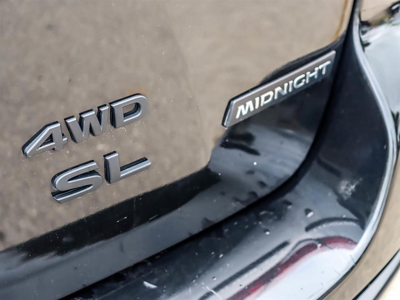 2018 Nissan Pathfinder Midnight Edition V6 4x4 at Photo