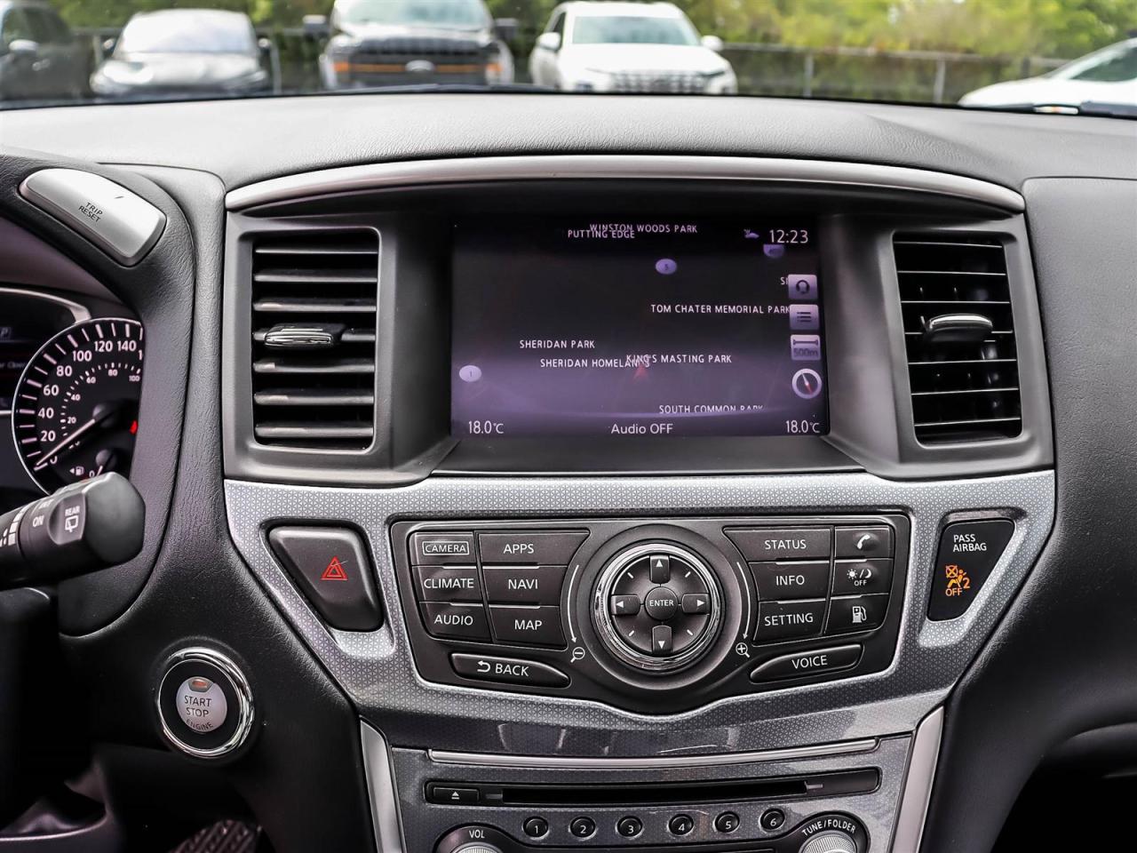 2018 Nissan Pathfinder Midnight Edition V6 4x4 at Photo