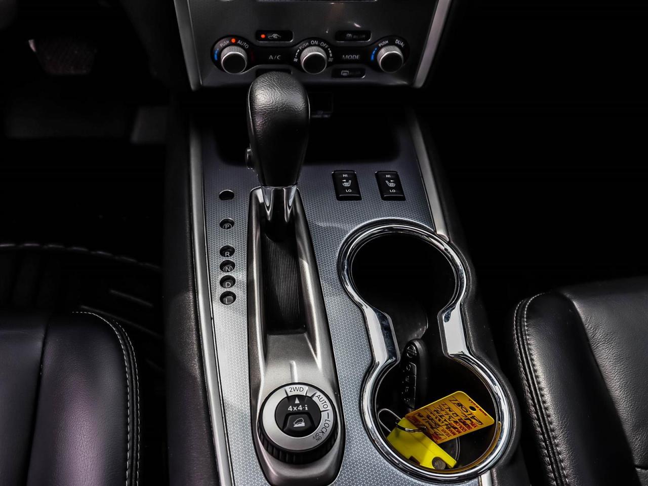 2018 Nissan Pathfinder Midnight Edition V6 4x4 at Photo