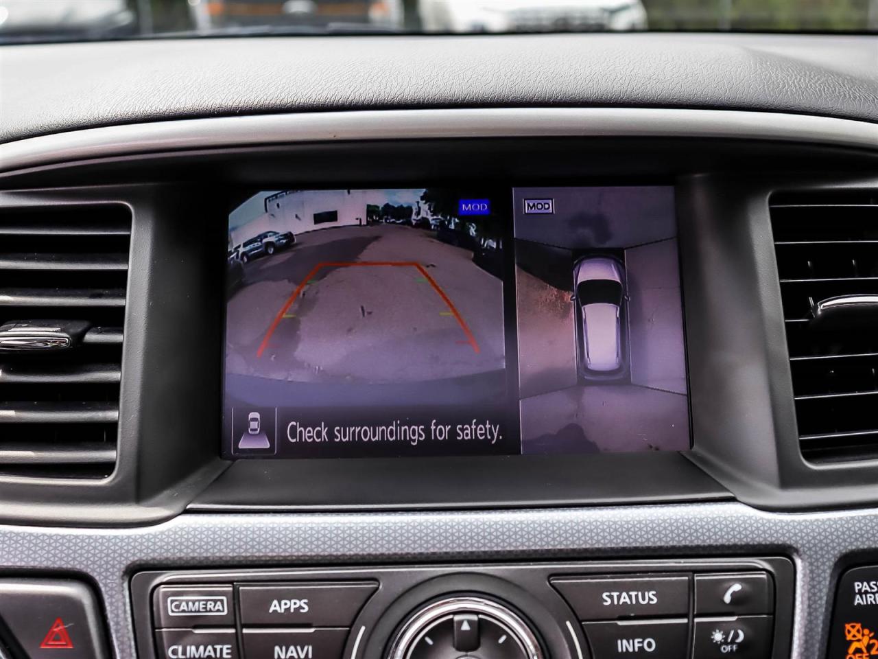 2018 Nissan Pathfinder Midnight Edition V6 4x4 at Photo