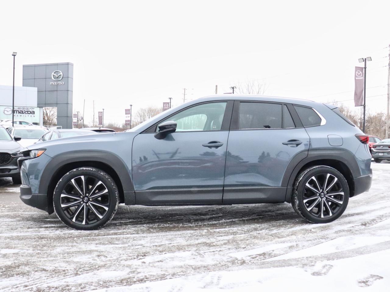 2023 Mazda CX-50 GT Photo