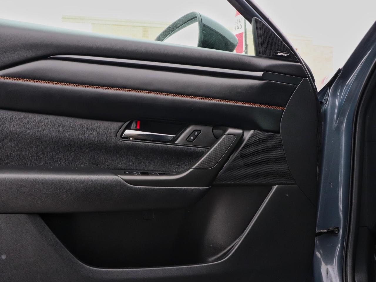 2023 Mazda CX-50 GT Photo