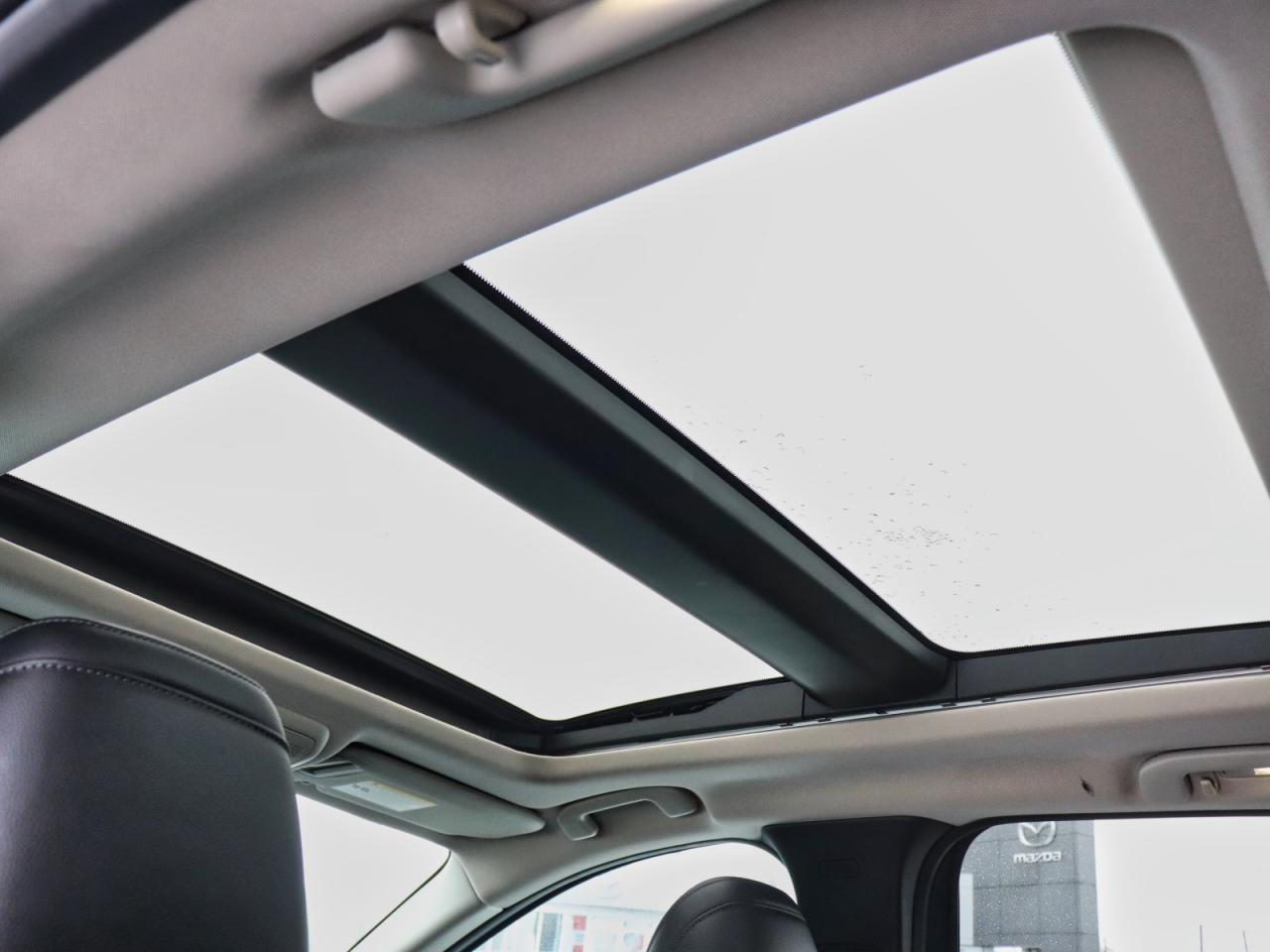 2023 Mazda CX-50 GT Photo