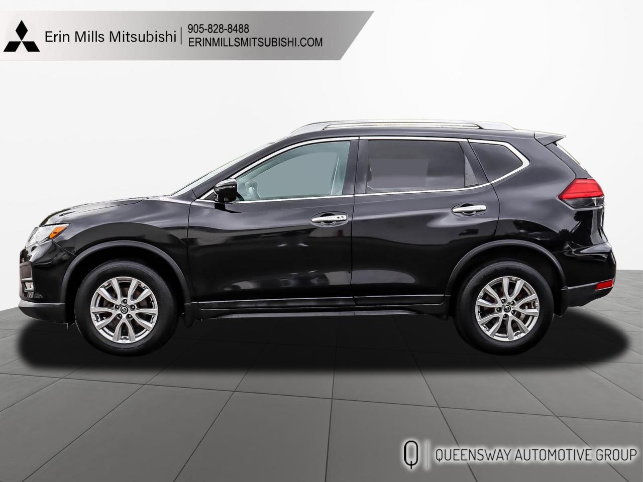 2017 Nissan Rogue SV AWD CVT Photo