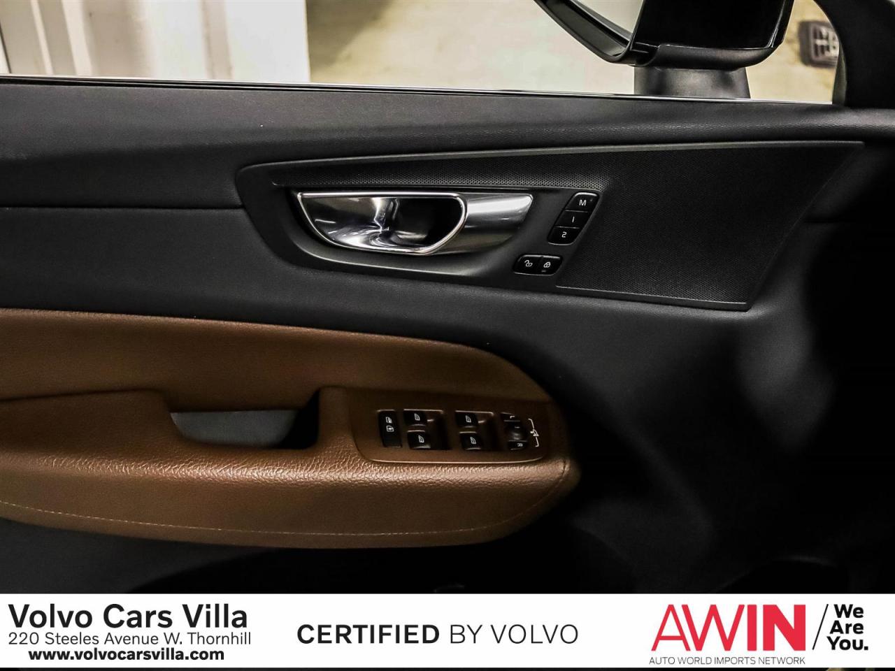 2022 Volvo XC60 B6 AWD Momentum Photo4