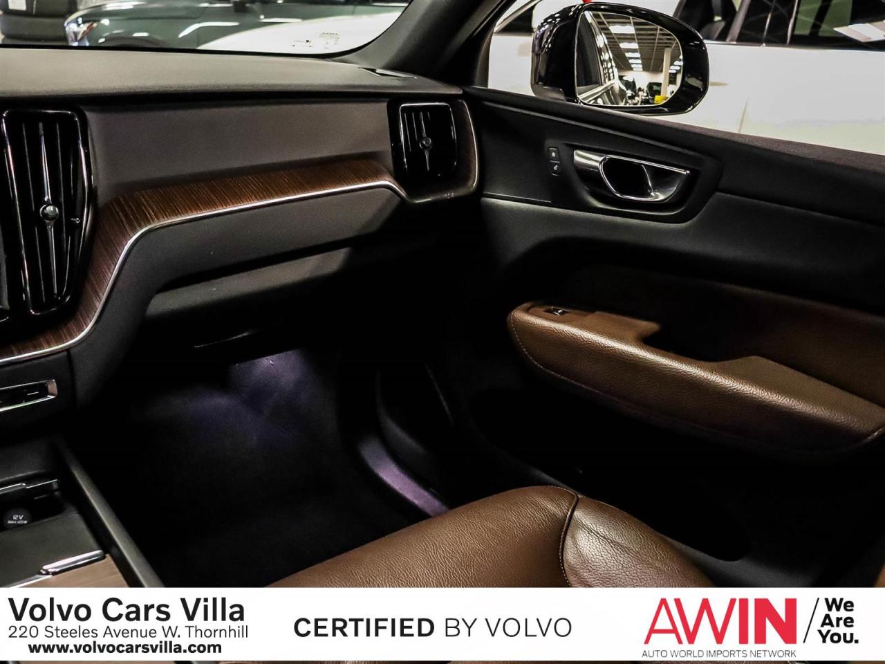 2022 Volvo XC60 B6 AWD Momentum Photo