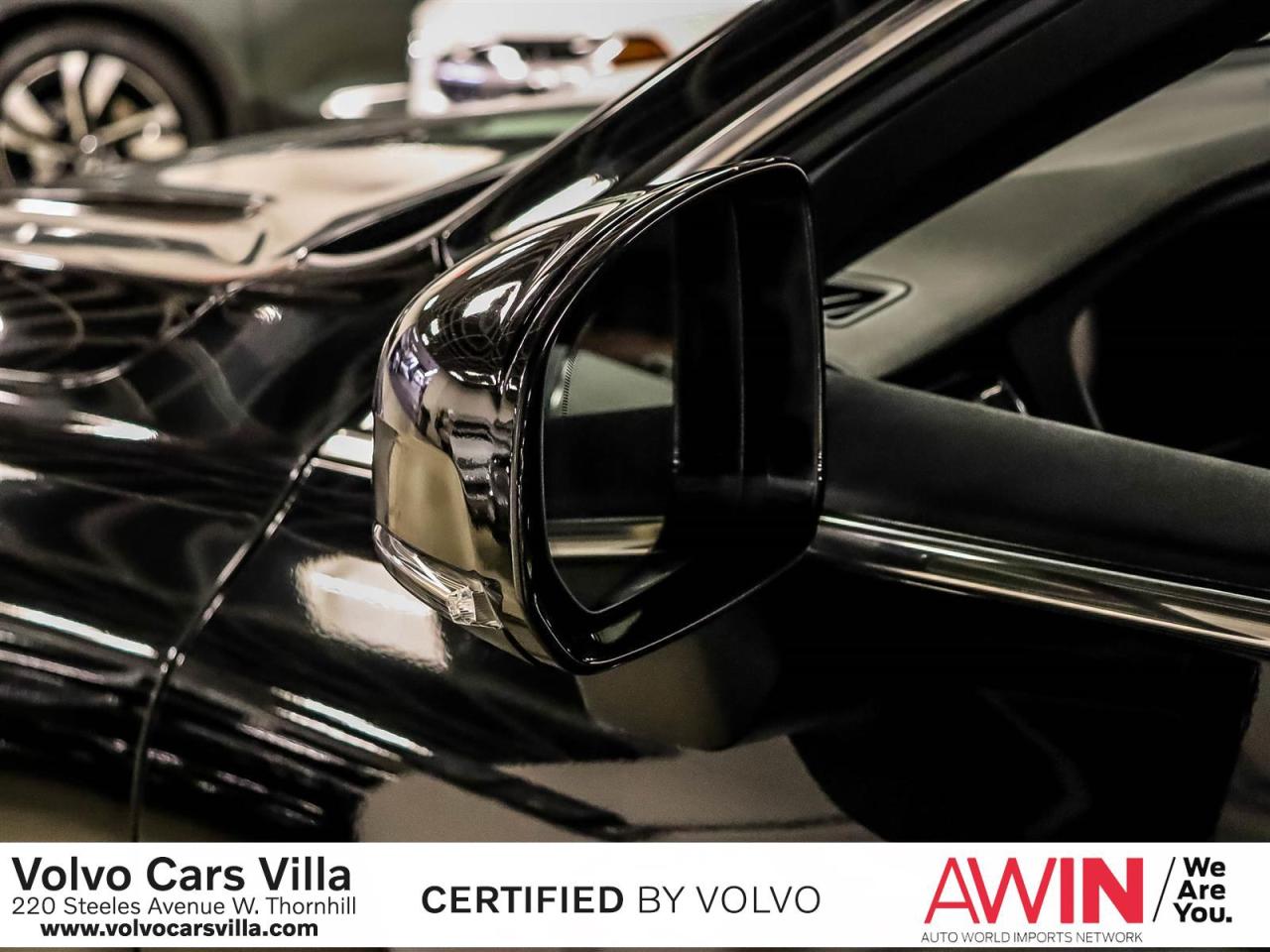 2022 Volvo XC60 B6 AWD Momentum Photo