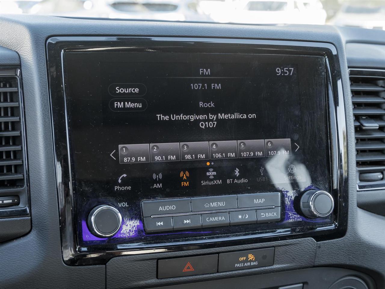 2023 Nissan Frontier PRO-4X - 4x4 =Wireless Charging Photo