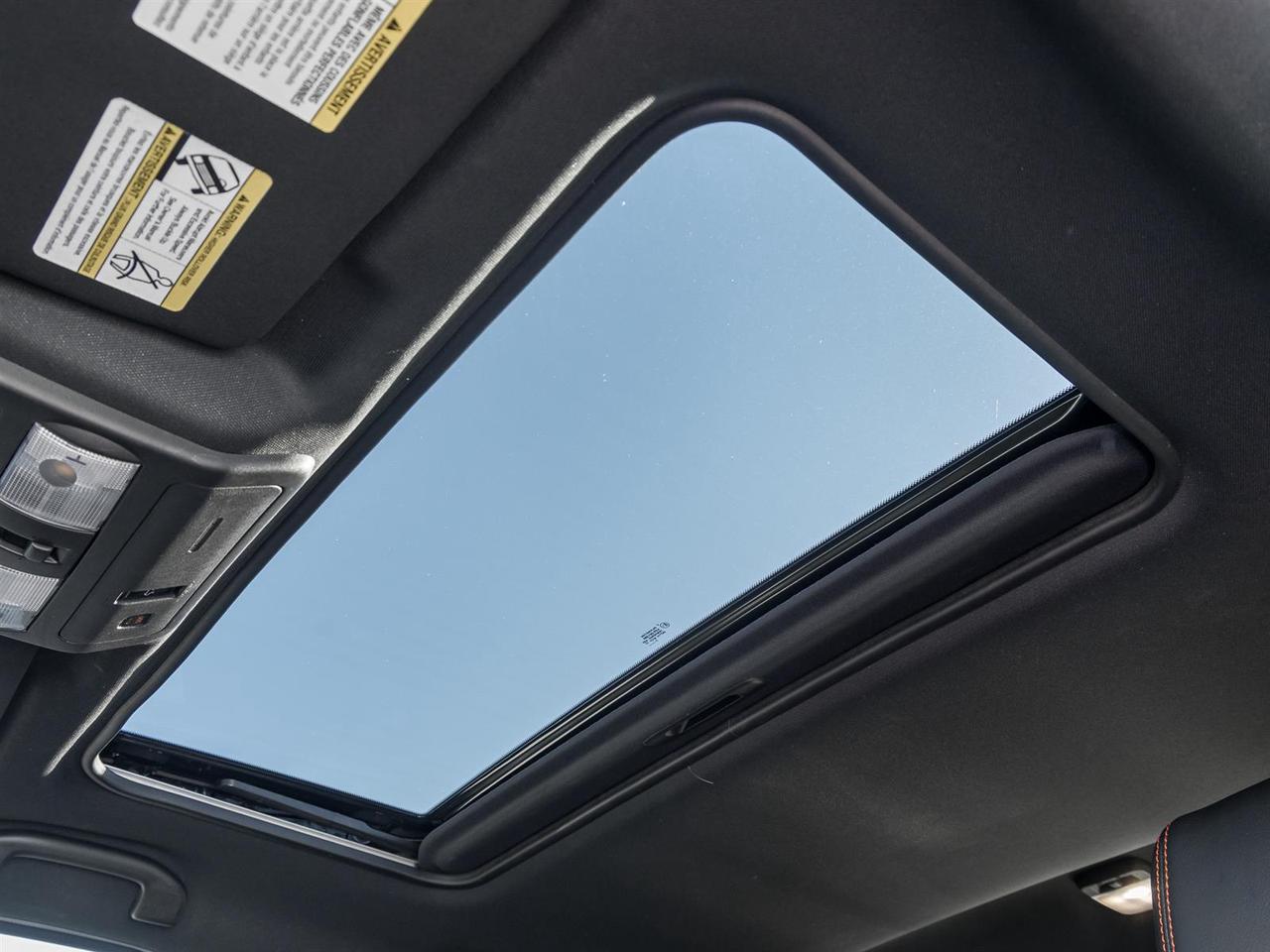 2023 Nissan Frontier PRO-4X - 4x4 =Wireless Charging Photo