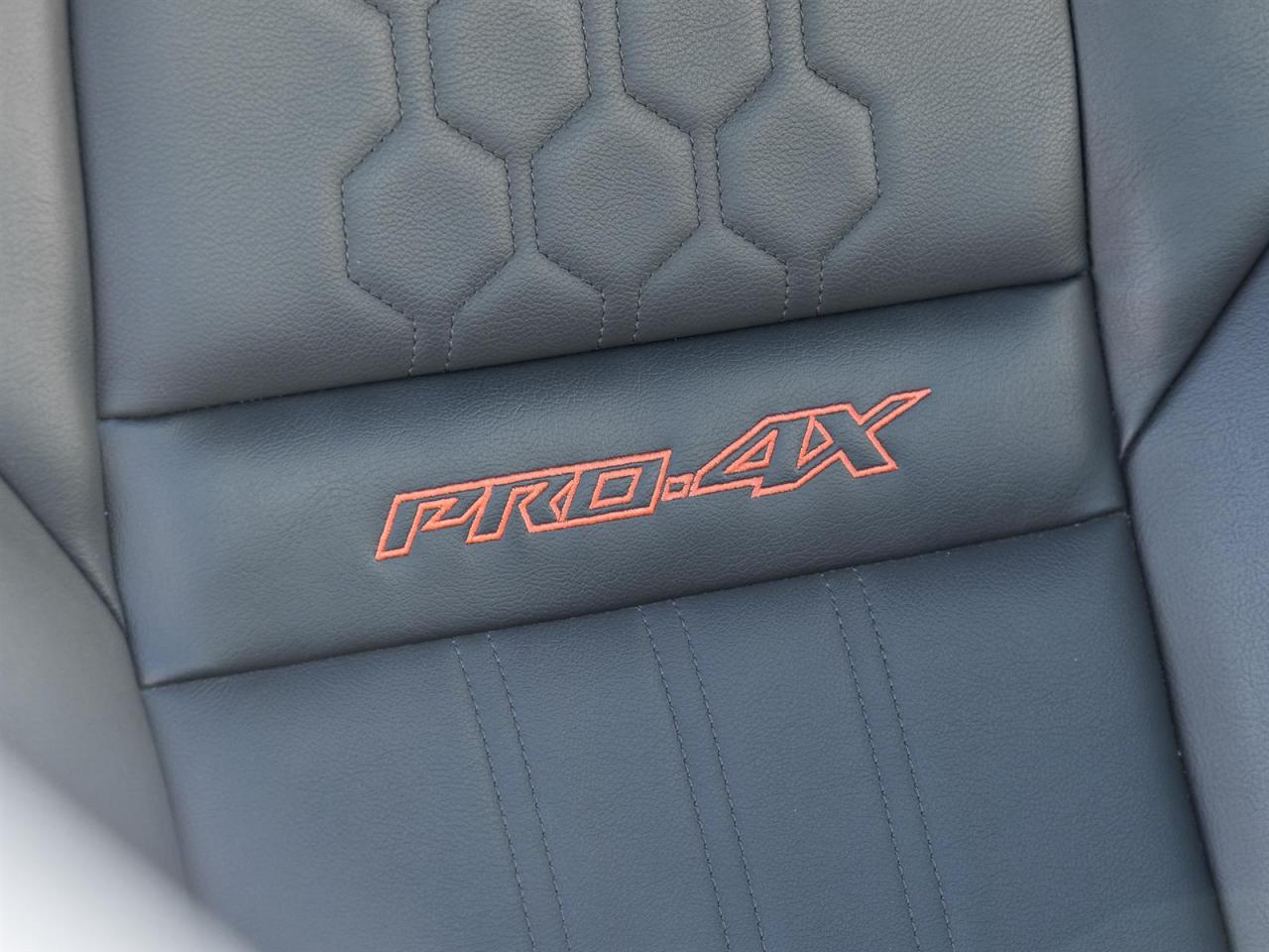 2023 Nissan Frontier PRO-4X - 4x4 =Wireless Charging Photo