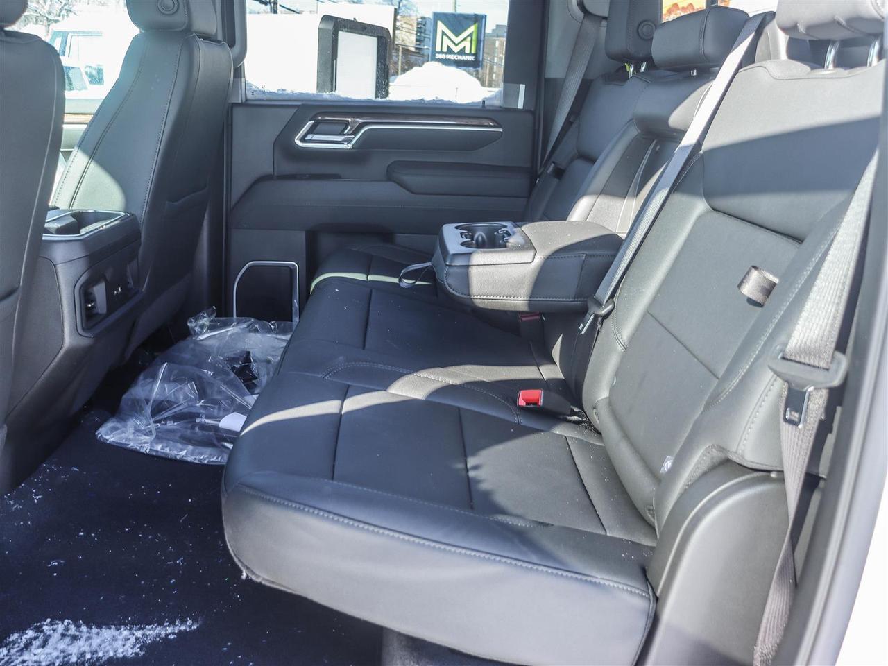 2026 Chevrolet Silverado 2500 LT w/Leather       *lease only brand new* Photo