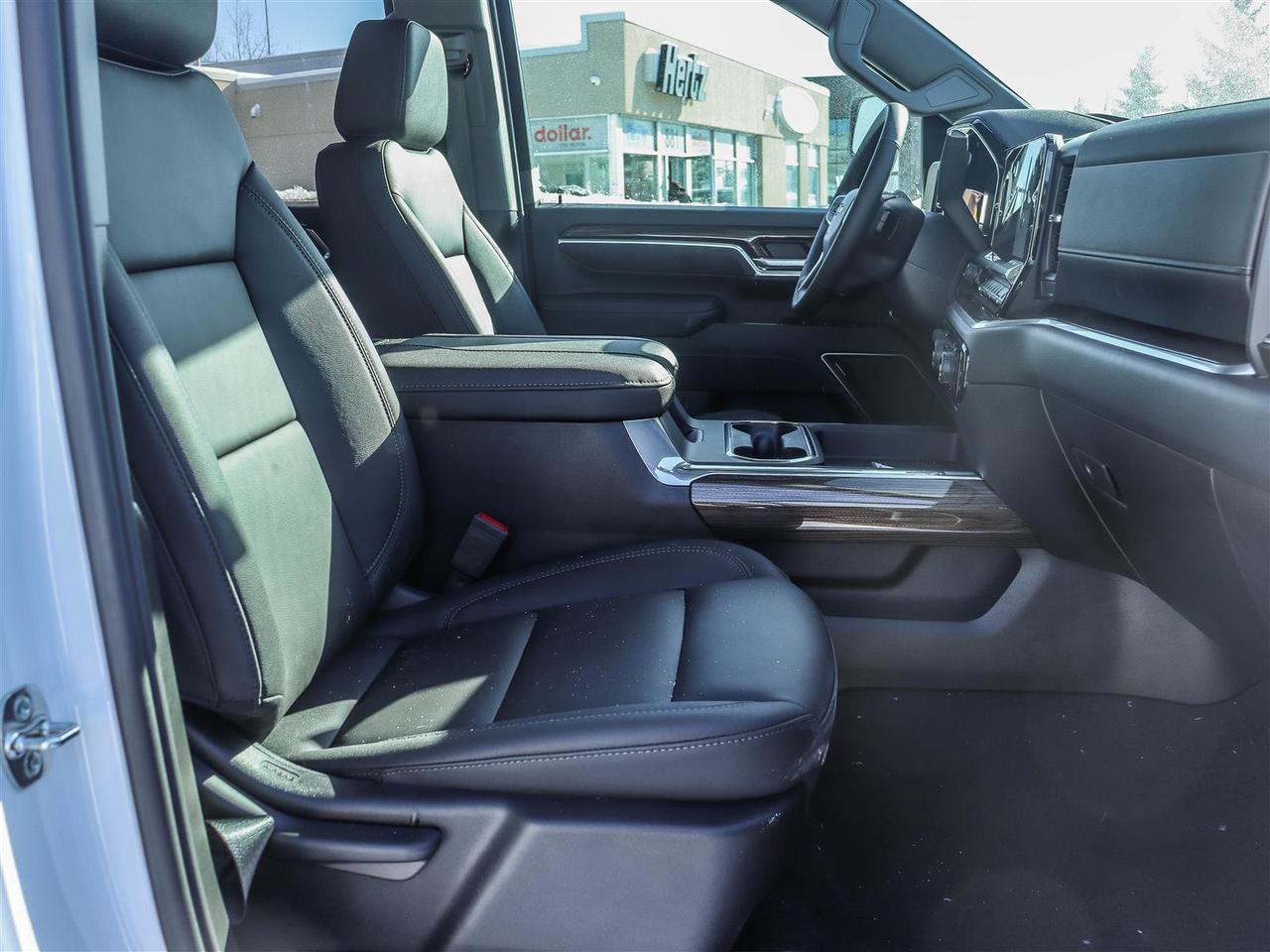 2026 Chevrolet Silverado 2500 LT w/Leather       *lease only brand new* Photo