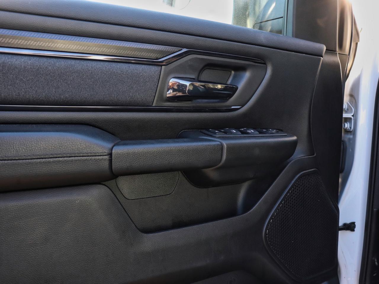 2023 RAM 1500 Big Horn Crew Cab SB 4WD Photo