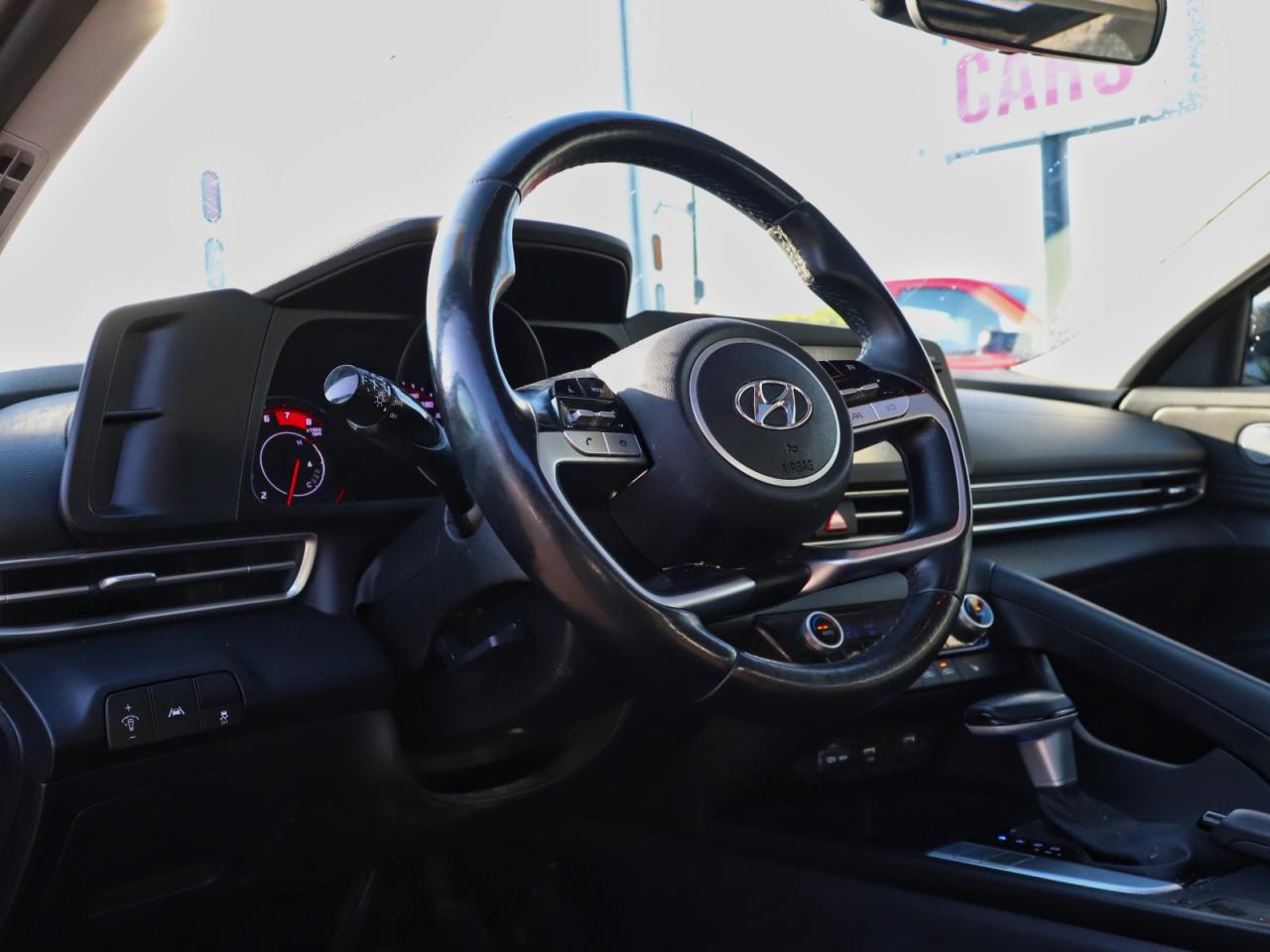 2022 Hyundai Elantra Preferred Photo