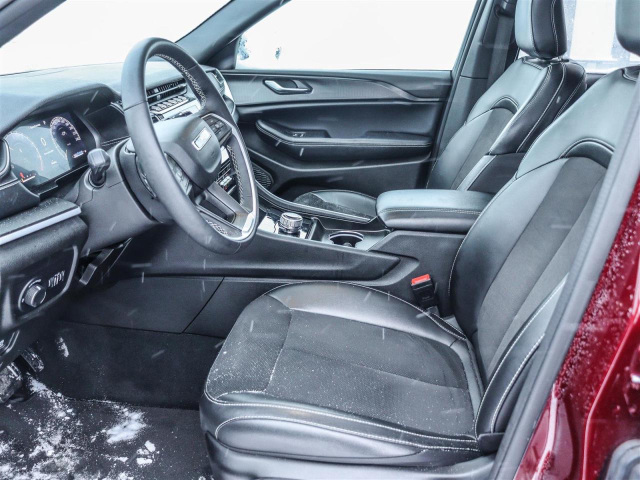 2024 Jeep Grand Cherokee Altitude Photo