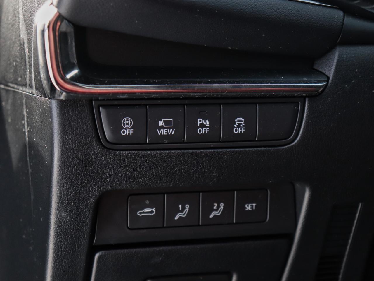 2023 Mazda MAZDA3 GT Photo