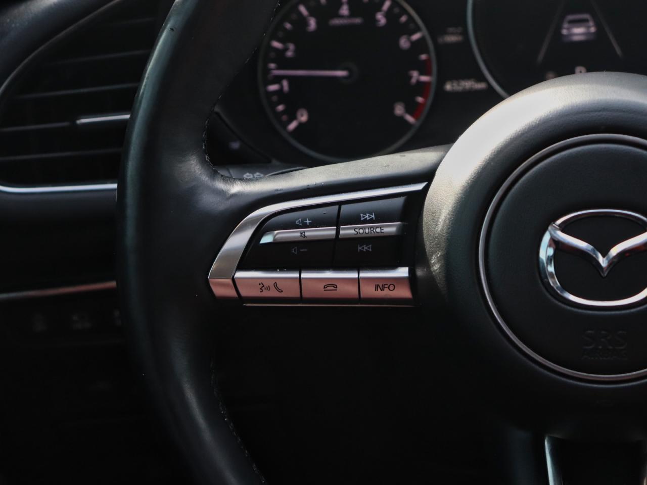 2023 Mazda MAZDA3 GT Photo