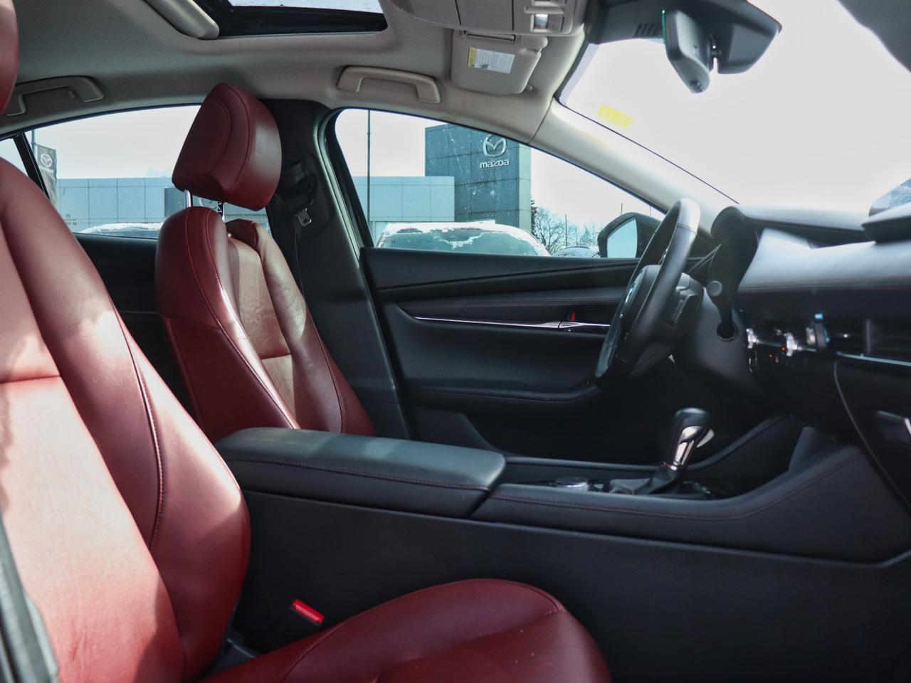 2023 Mazda MAZDA3 GT Photo