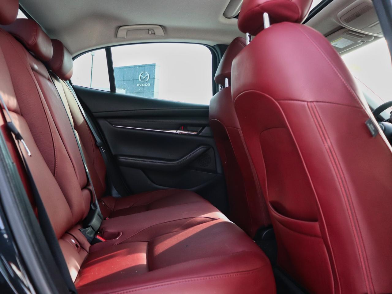 2023 Mazda MAZDA3 GT Photo