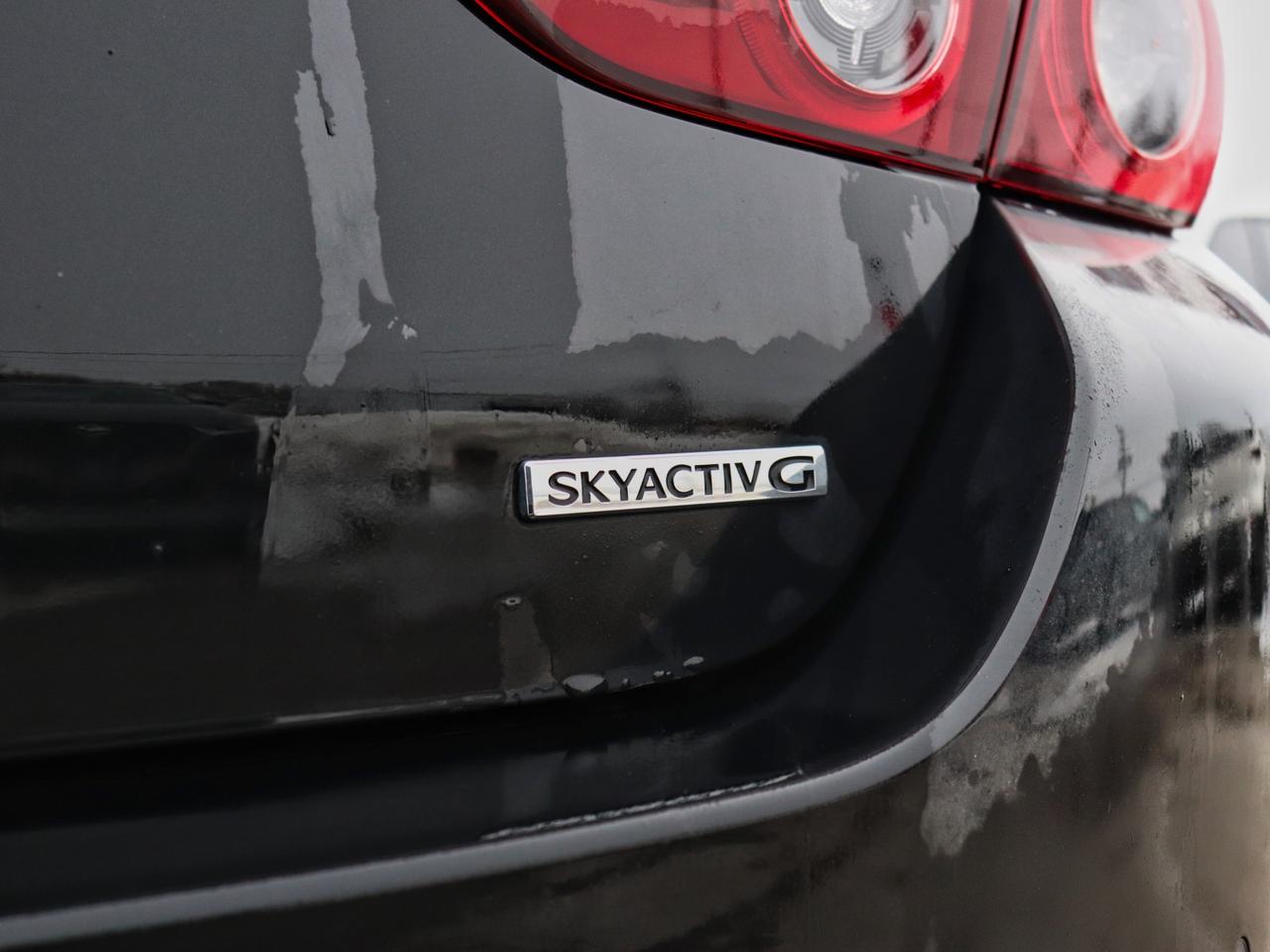 2023 Mazda MAZDA3 GT Photo