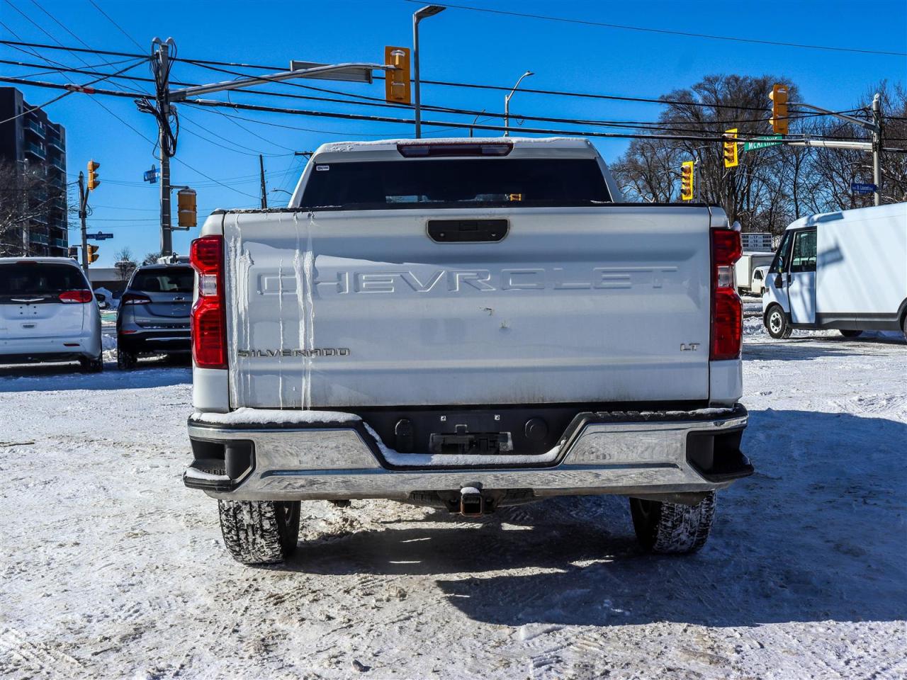 2022 Chevrolet Silverado LT Photo3