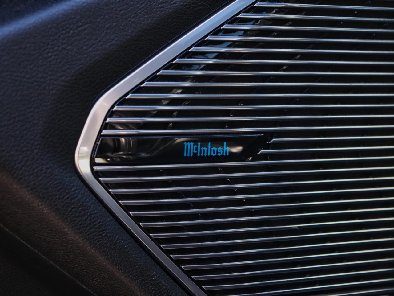 2023 Jeep Grand Cherokee L Overland 4WD Photo