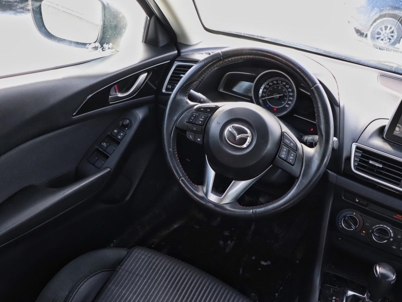 2014 Mazda MAZDA3 GS-SKY Photo