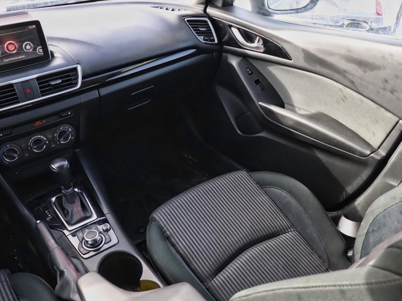 2014 Mazda MAZDA3 GS-SKY Photo