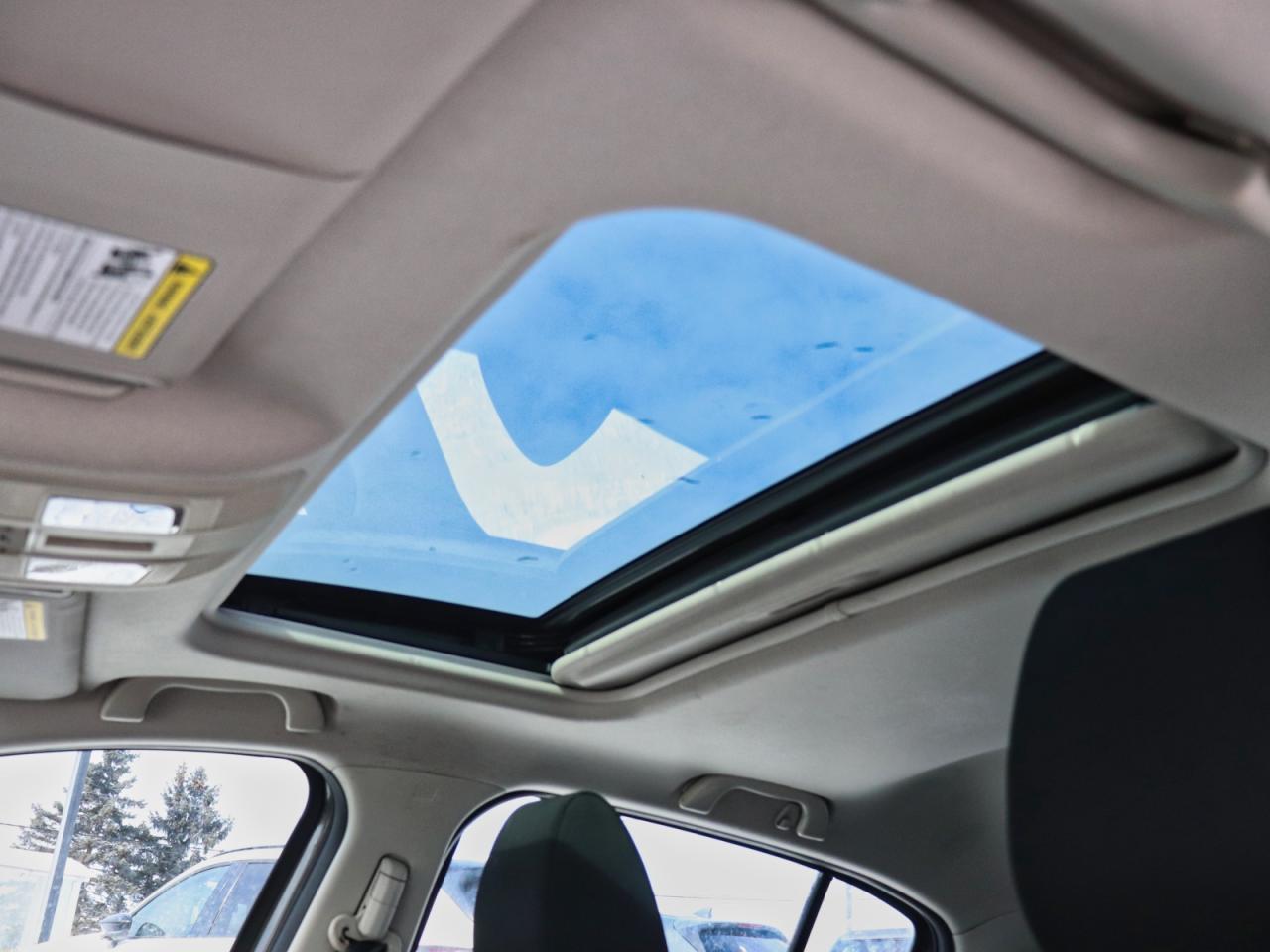 2014 Mazda MAZDA3 GS-SKY Photo