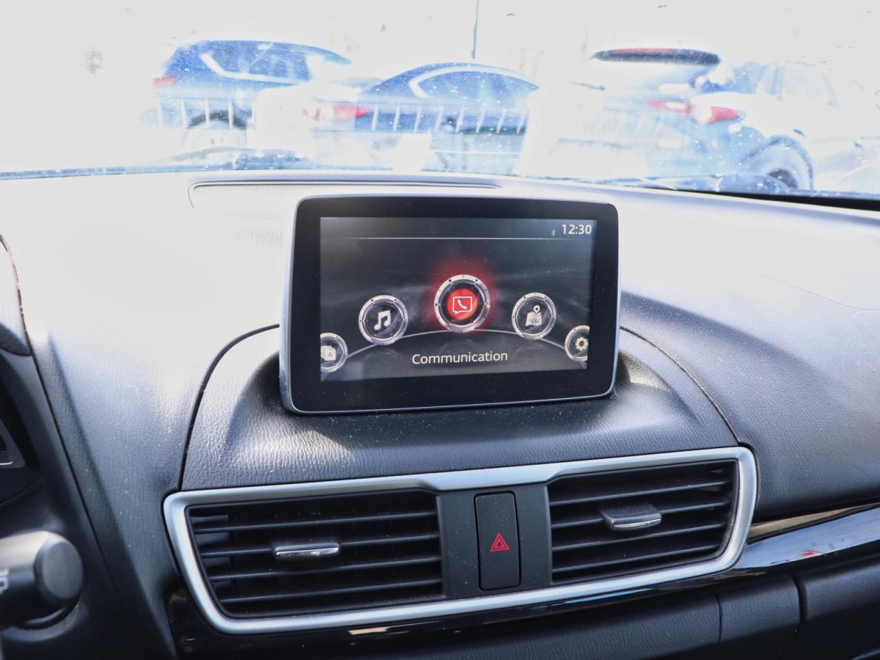 2014 Mazda MAZDA3 GS-SKY Photo