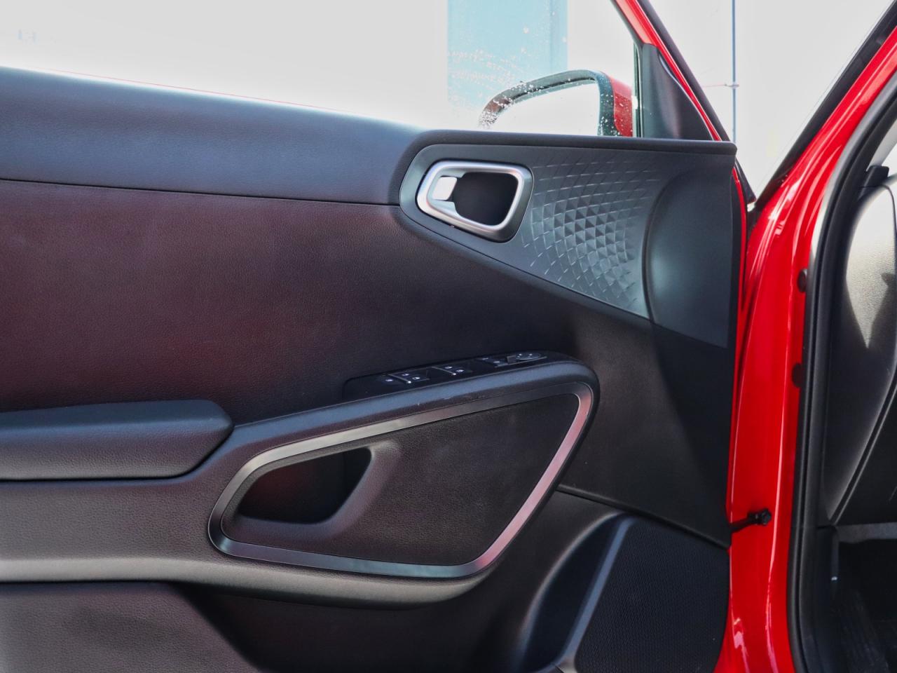 2022 Kia Soul EX+ Photo