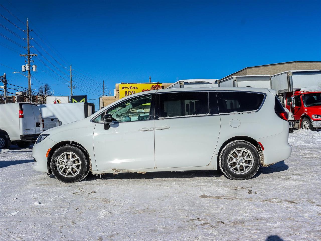 2024 Chrysler Grand Caravan  Photo4