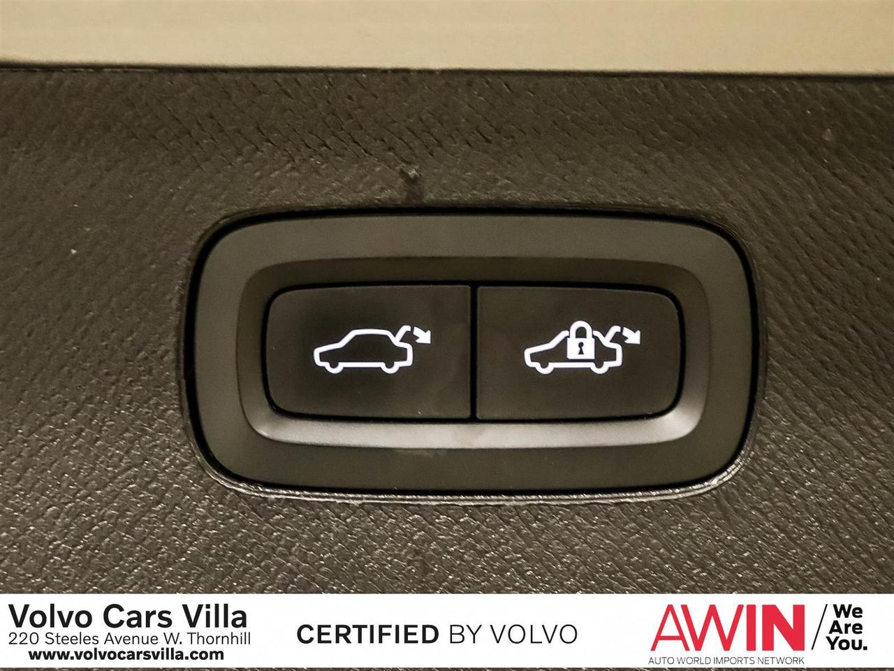 2024 Volvo XC90 Recharge T8 eAWD PHEV Ultimate Bright Theme 7-Seater Photo
