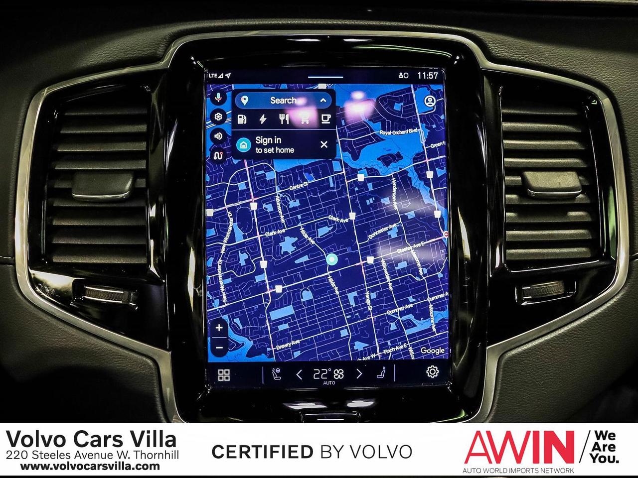 2024 Volvo XC90 Recharge T8 eAWD PHEV Ultimate Bright Theme 7-Seater Photo