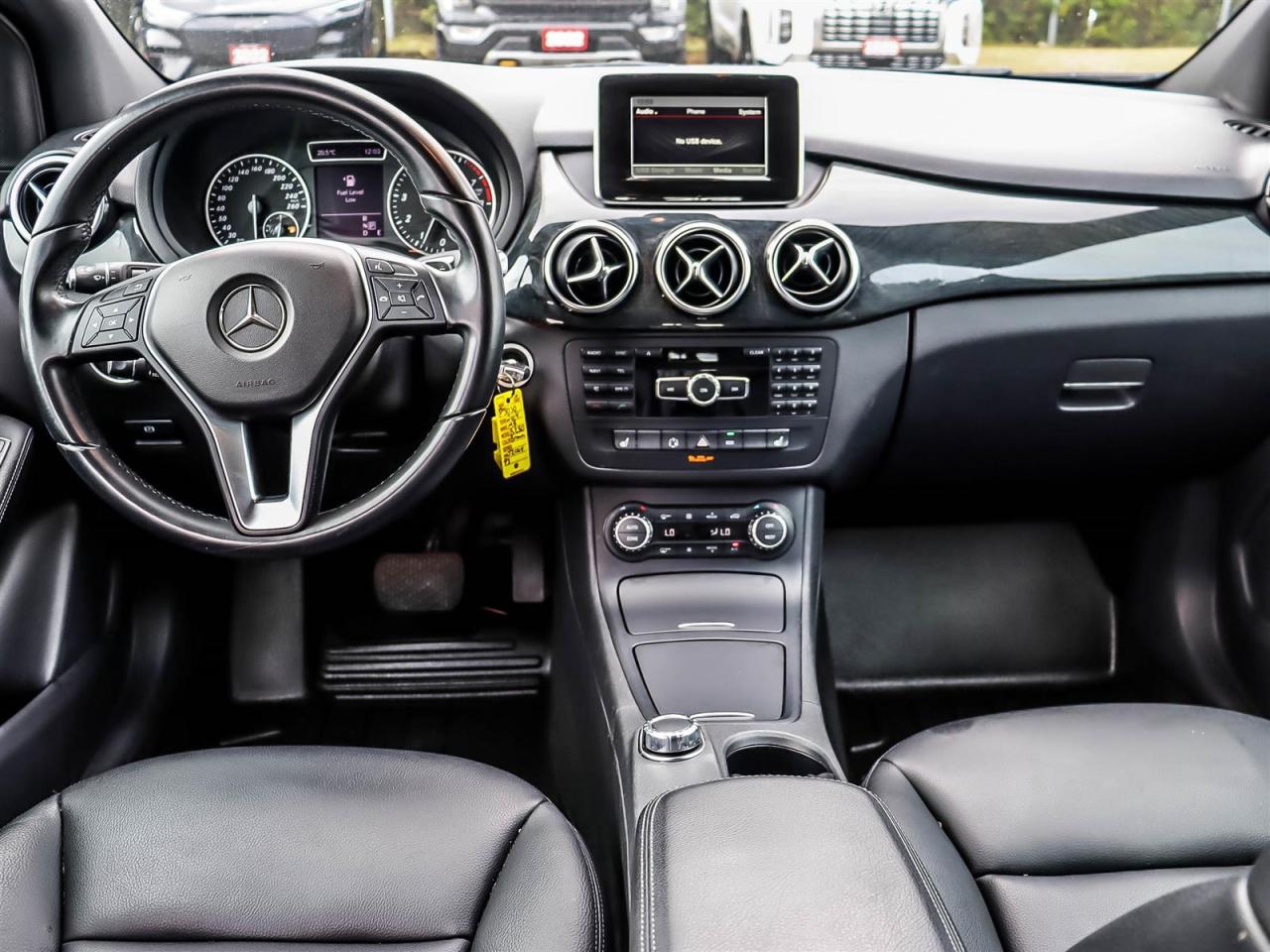 2014 Mercedes-Benz B250 Sports Tourer Photo