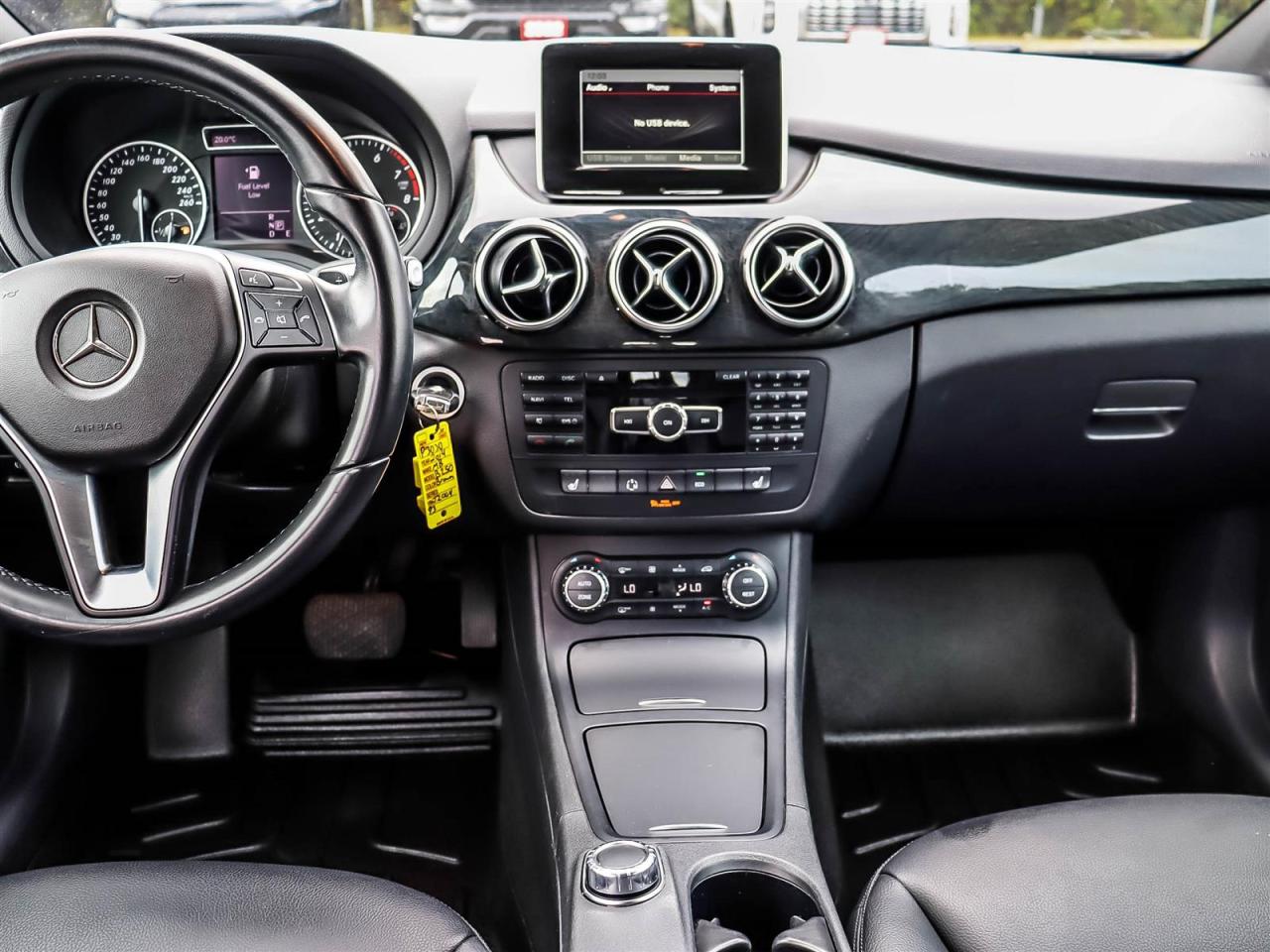 2014 Mercedes-Benz B250 Sports Tourer Photo