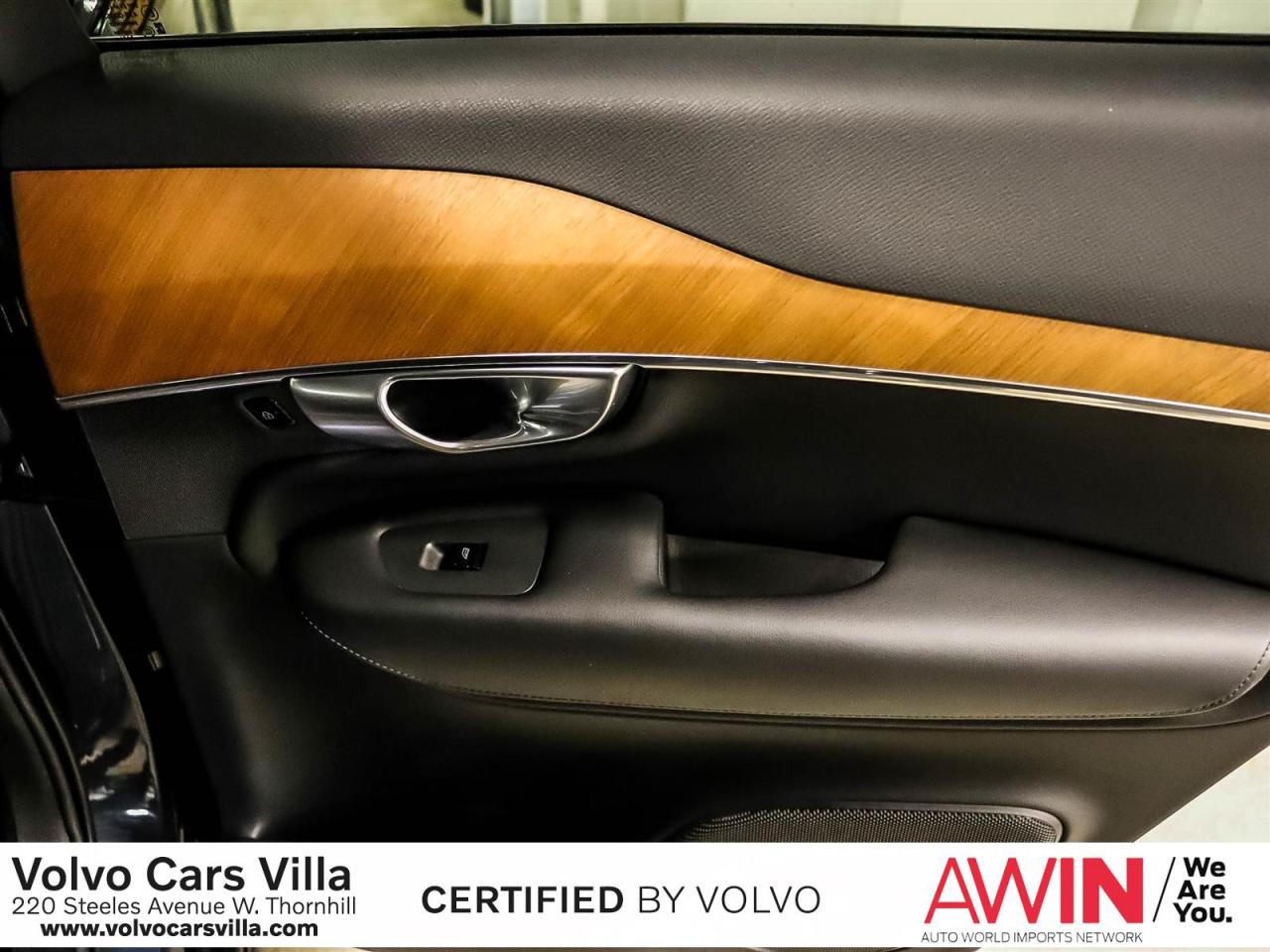 2024 Volvo XC90 B6 AWD Core Bright Theme 7-Seater Photo