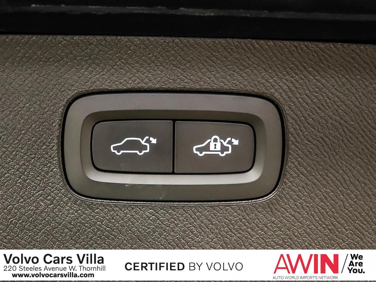 2024 Volvo XC90 B6 AWD Core Bright Theme 7-Seater Photo