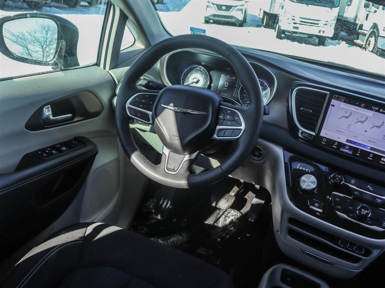 2024 Chrysler Grand Caravan  Photo