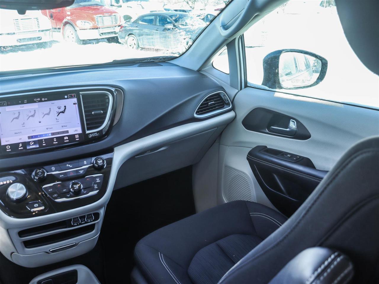 2024 Chrysler Grand Caravan  Photo