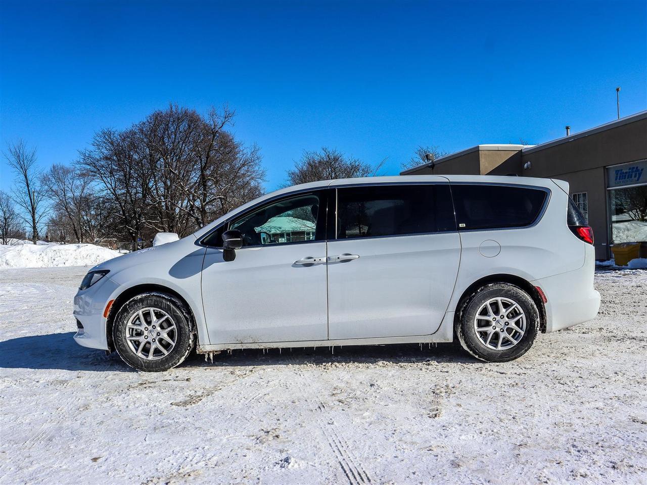 2024 Chrysler Grand Caravan  Photo4