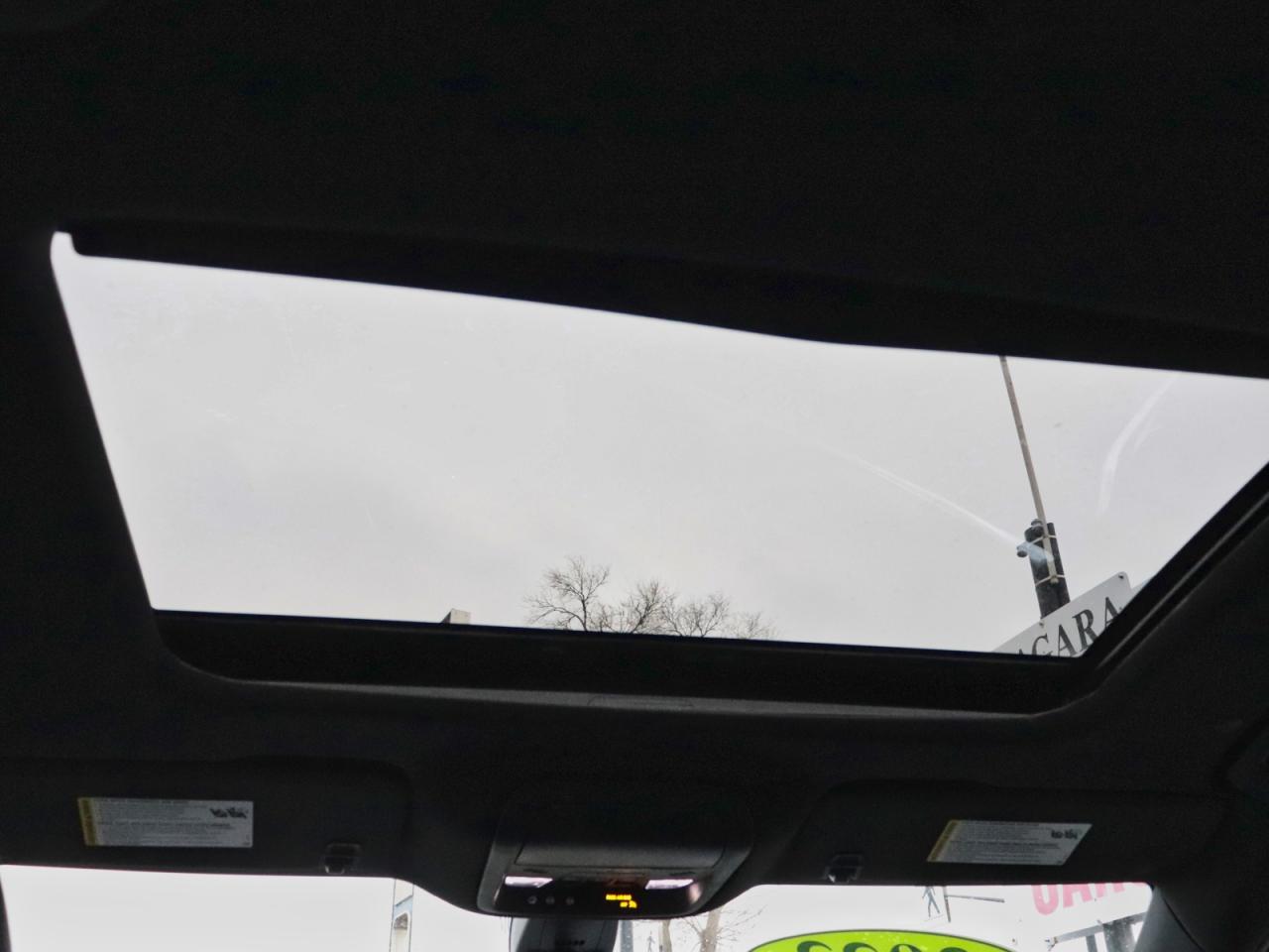 2022 Buick Enclave Avenir AWD Photo