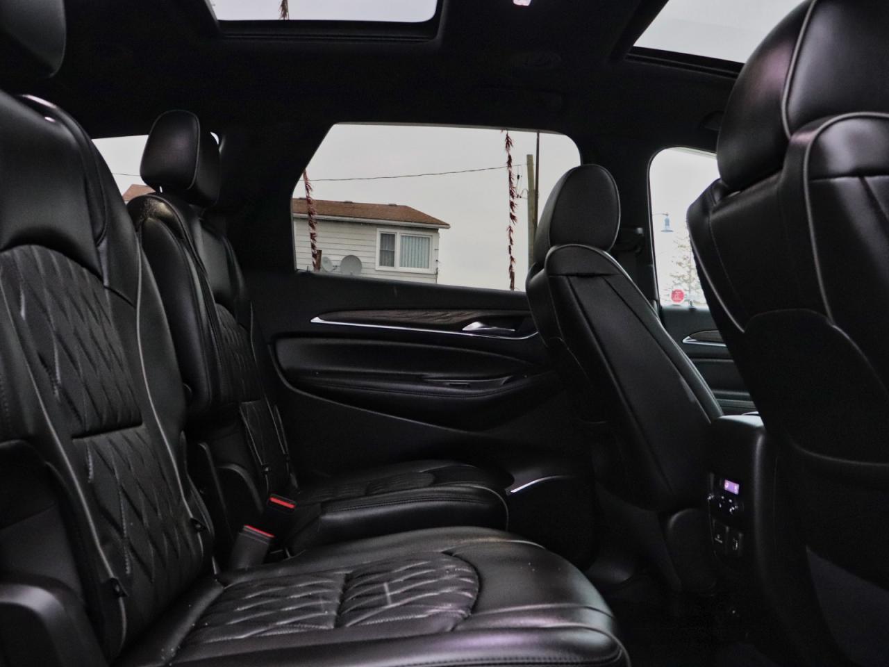 2022 Buick Enclave Avenir AWD Photo