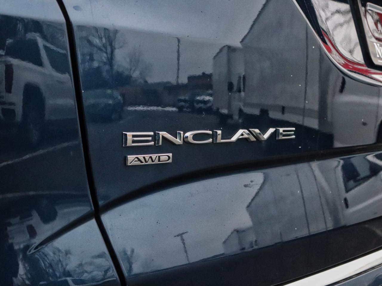 2022 Buick Enclave Avenir AWD Photo