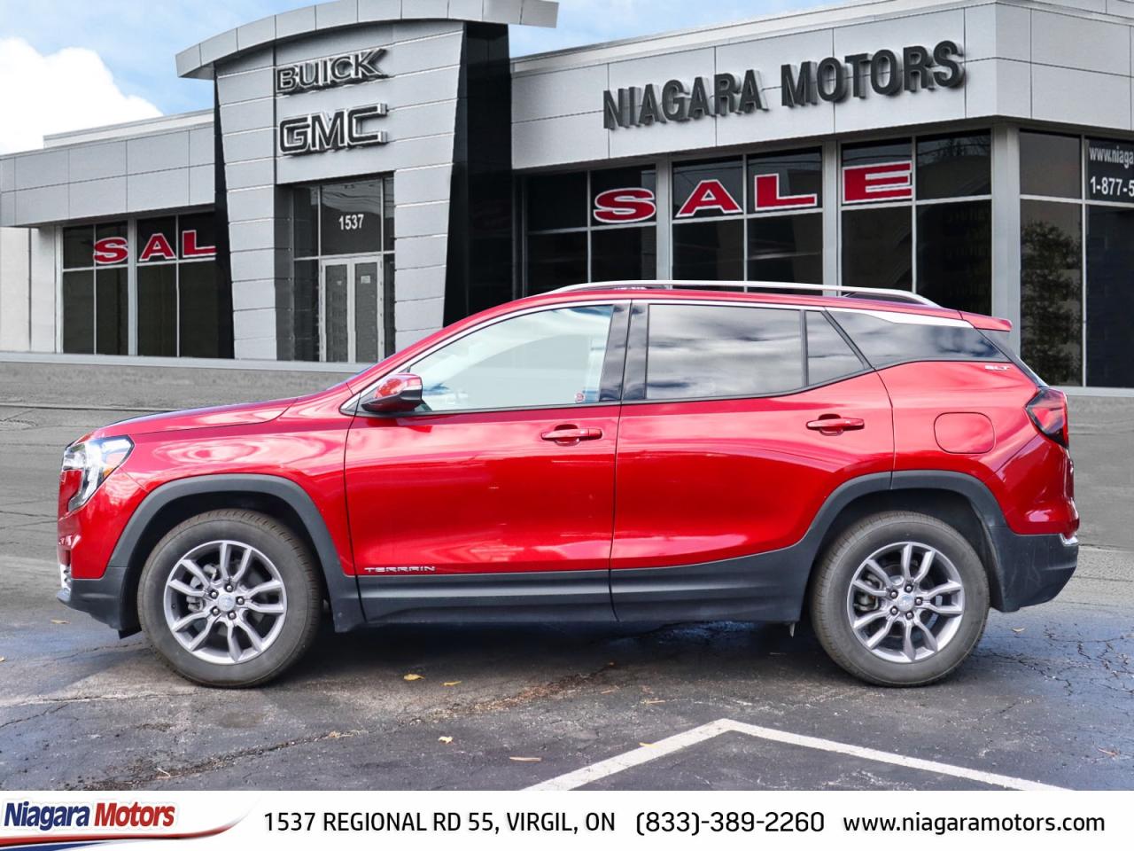 2024 GMC Terrain SLT AWD Photo4