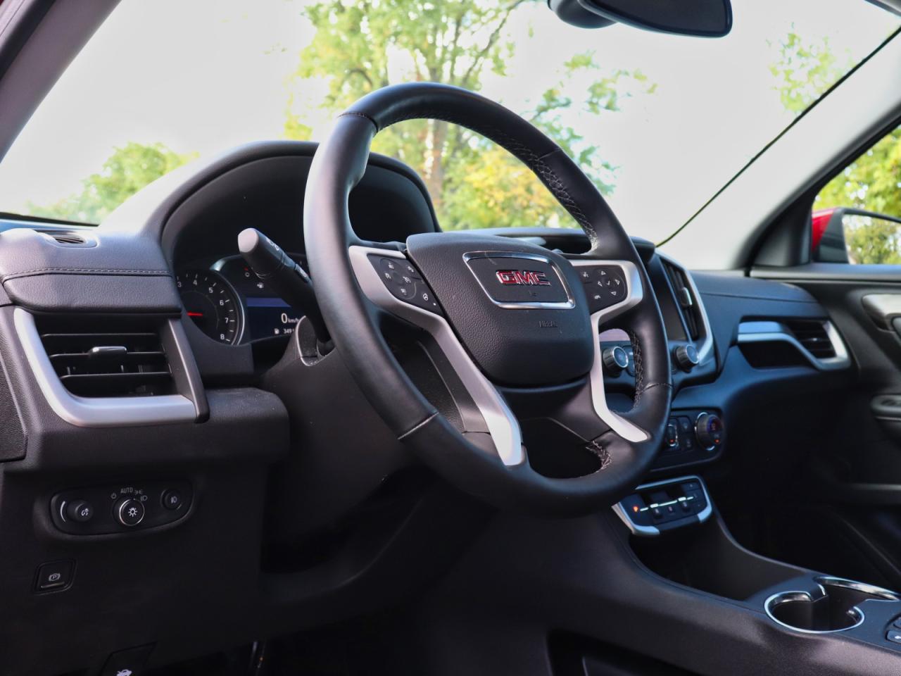 2024 GMC Terrain SLT AWD Photo