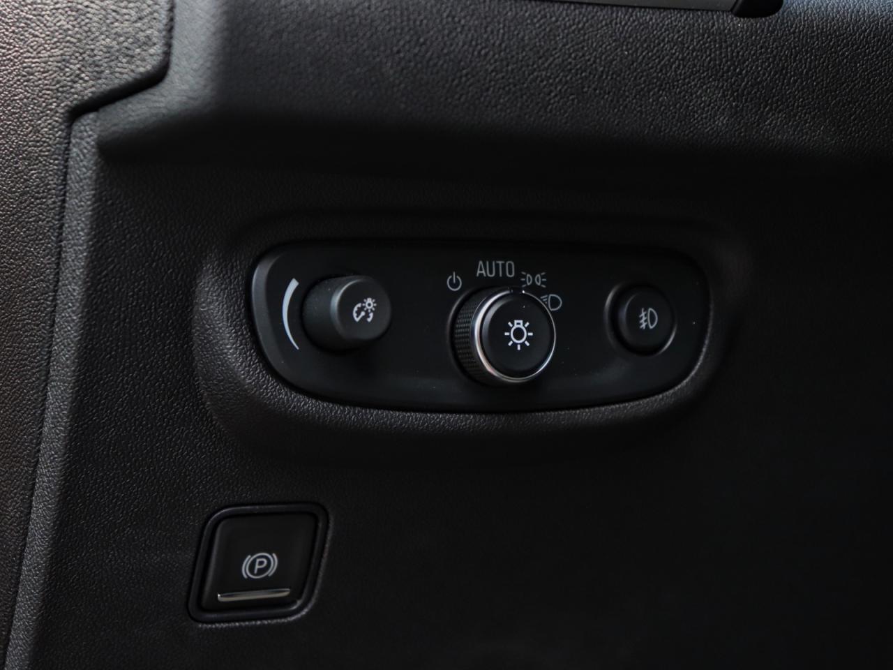 2024 GMC Terrain SLT AWD Photo