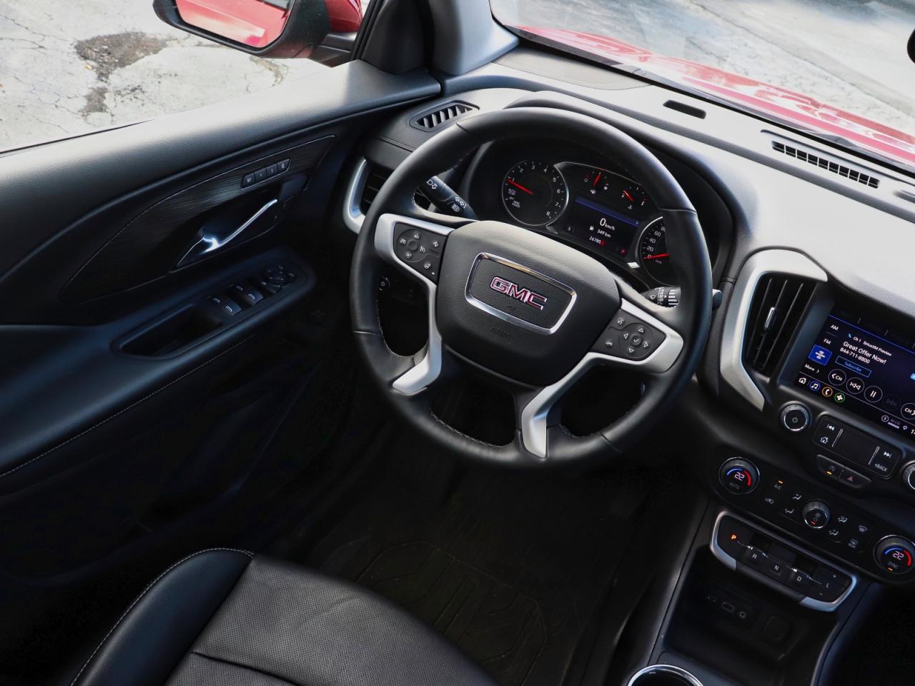 2024 GMC Terrain SLT AWD Photo