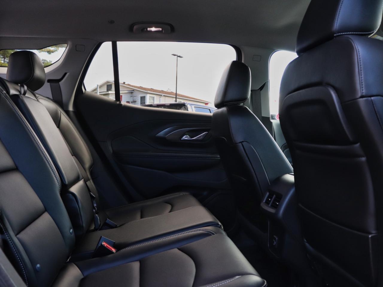 2024 GMC Terrain SLT AWD Photo