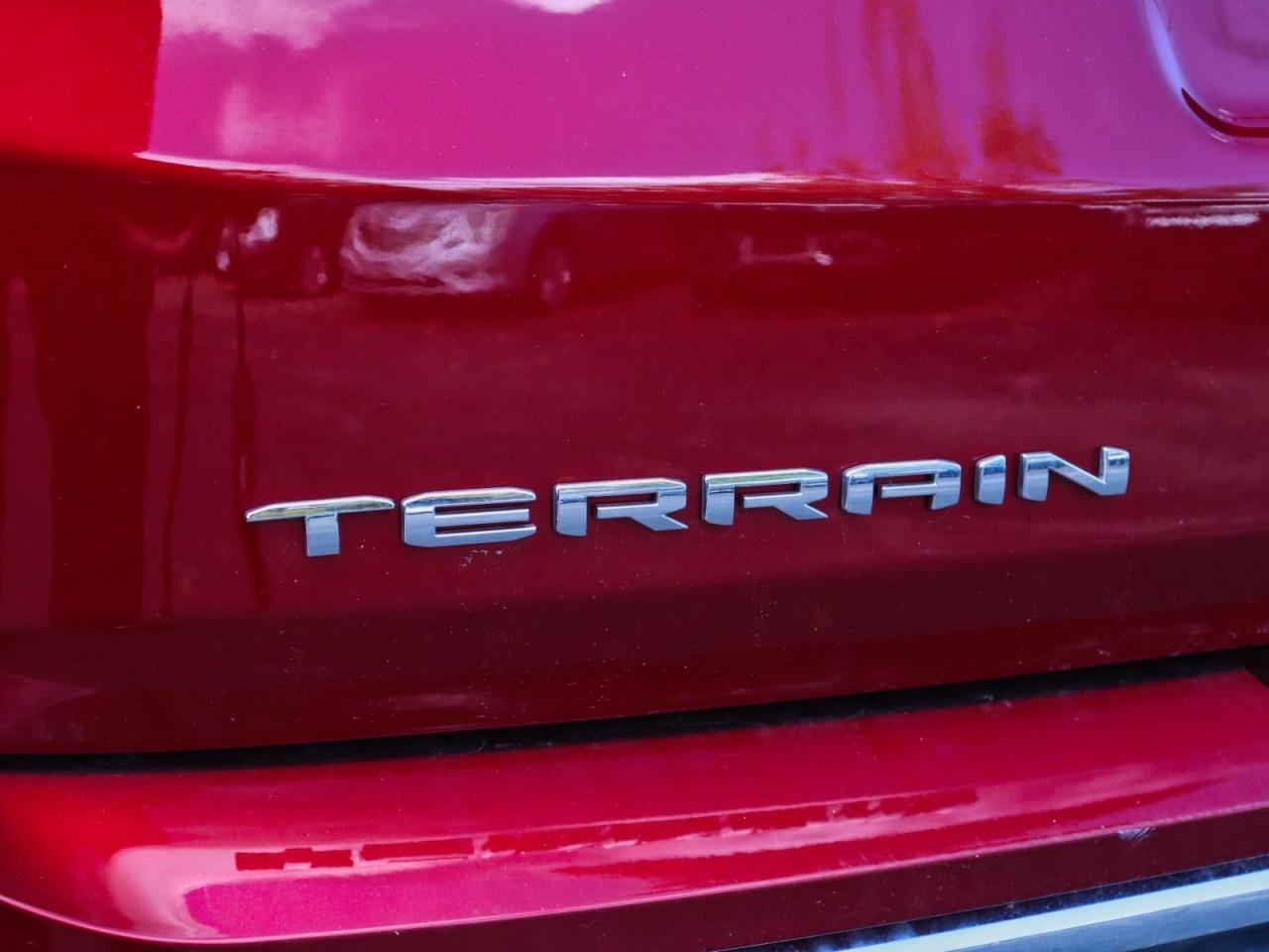 2024 GMC Terrain SLT AWD Photo